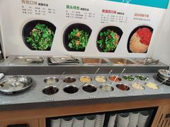 自助调料区-屋头串串(新街里店)