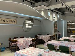 -老班长·小龙虾·鲜货烧烤大排档(金街美地店)