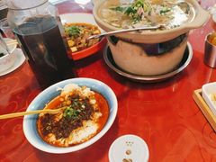 -冯烫烫跷脚牛肉·川菜小馆(武胜西街店)