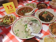 -老方桌烂蹄花川菜馆(九龙坡店)