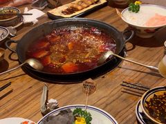 -旧街市鲜货老火锅(大光路店)