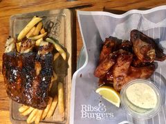 -Ribs & Burgers The Rocks