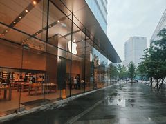 -Apple零售店(华贸购物中心店)
