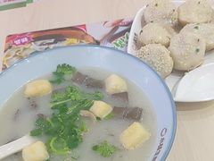 -小杨生煎(金山百联购物中心3楼店)