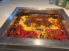 -二荆条·蜀鲜汇城市森林火锅
