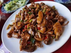 黄焖果园鸡-生态苑农庄(十里画廊遇龙河店)