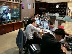 -亨得利钟表商店