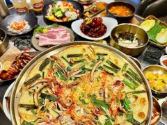 -草家酱蟹炭火烤肉店(珲春南路二店)