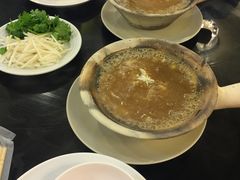 -J Daeng Seafood