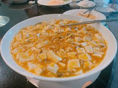 -HOMES上海本帮菜(襄阳公园店)