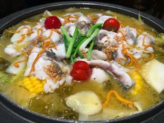 -山城外·非遗酸菜鱼(蜀都万达店)