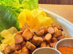 烤猪颈肉佐菠萝紫苏叶-Blac+Blac(中海环宇荟店)