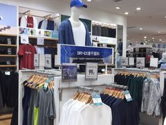 -优衣库(郑州丹尼斯大卫城店)