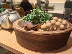 -三出山火锅(南京万象天地店)