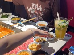 -九鼎轩脆毛肚火锅(南京东路店)