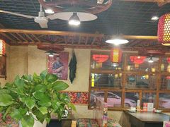 -靠山屯东北农家菜(八龙桥雅苑店)