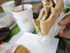 -麦当劳(假日广场店)