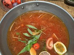 -野山舂·贵州现舂酸汤火锅(鸿通城店)