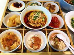 -芙蓉巷成都名小吃(丹尼斯2天地店)