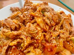 辣白菜炒五花肉-满洲八旗铁锅靠大鹅(清泉文苑店)