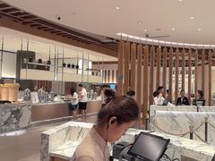 -亚特兰蒂斯-番红花海鲜自助餐厅·鲜活海鲜·小火锅