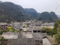 -高荡千年布依古寨旅游景区