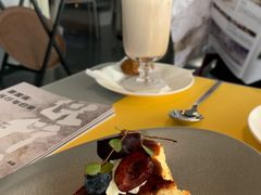 巴斯克蛋糕-璞渼咖啡 ROOF P.M. Café(浦东美术馆店)