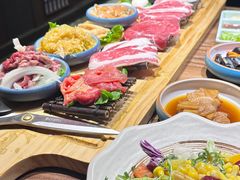 -明洞阿姨·韩式酱蟹烤肉·创意料理(三元桥店)