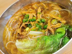 -王拐拐热干面·武汉三鲜豆皮(徐家汇店)