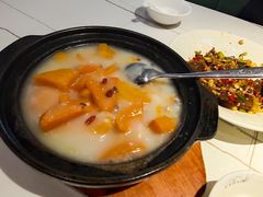 -阿瓦山寨·湘菜现炒·剁椒鱼头王(咸阳总店)