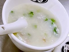 滑鸡粥-银记肠粉店(市二宫店)