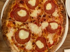 -城市大道红炉披萨烘焙坊