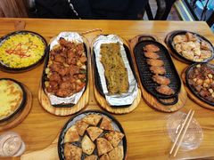 -老东镇啤酒屋海鲜加工·蒸汽海鲜·海鲜烧烤(台东店)