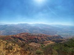 -红土地风景区