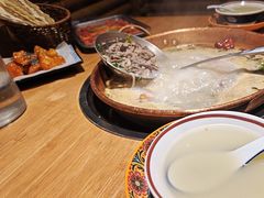 -洱火云南酸菜牛肉火锅(石景山当代商城店)