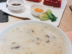 淡菜田螺香芋粥-点都德(大茶楼店)