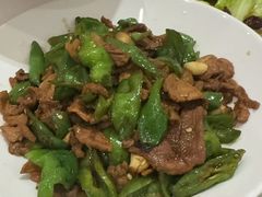 -刘胖子家常菜·蹄花焖藕(中央花园店)