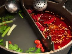 -三出山火锅(南京万象天地店)