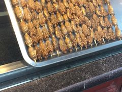 炸蚕蛹-王府井步行街