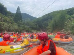 -虎啸峡漂流