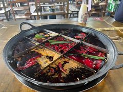 -正南齊北重庆老火锅(光华村直营店)