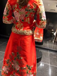 点击看大图 -GRACE KELLY婚纱与礼服(北京店)