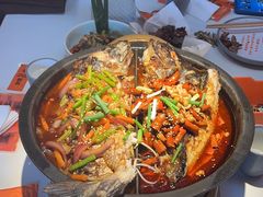 -鸣记脆皮烤鱼·海鲜烤鱼(三八广场店)