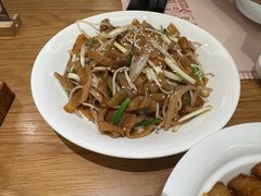 -顺风汤馆·广府粤菜(江宸天街店)