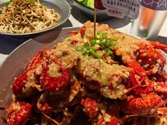 -巴厘龙虾·榜首油焖大虾(音乐学院·沿江酒馆店)