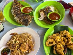 -明记烧鱼美味店