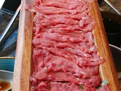 现切牛肉-热火朝天鲜切牛肉火锅(南强街巷店)