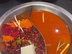 -沸炉重庆老火锅(军事博物馆店)