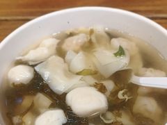 -手劲鱼丸馄饨铺(哈一百店)