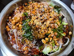 -周良天山牛杂城(天山路总店)